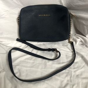 Micheal Kors Crossbody Bag